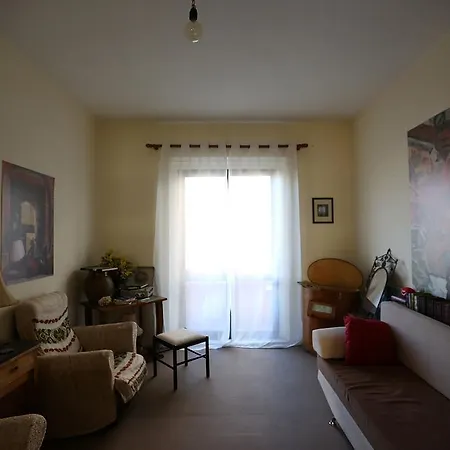 Cosy אכסניה *